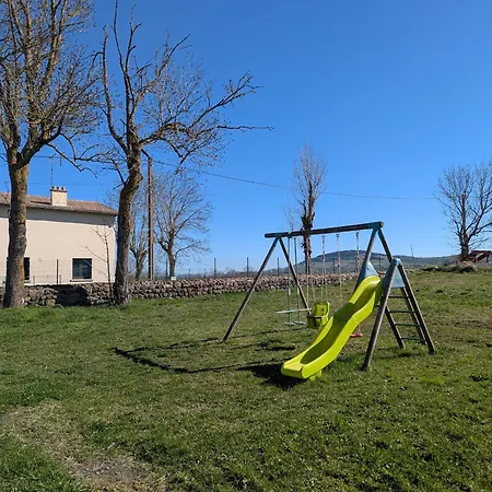 Moderne A Arlempdes: Spa, Terrasse, Grands Espaces Et Visites Culturelles - Fr-1-582-107 *