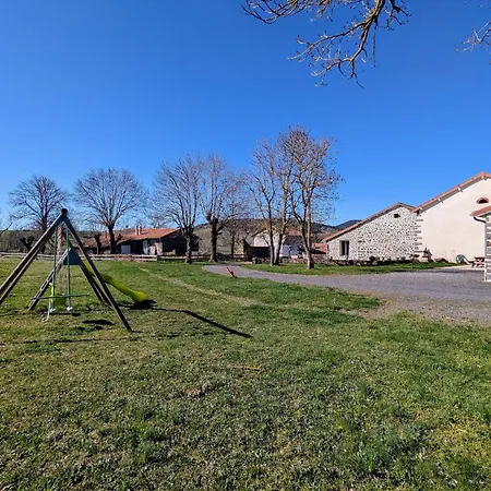 Moderne A Arlempdes: Spa, Terrasse, Grands Espaces Et Visites Culturelles - Fr-1-582-107 Landhuis